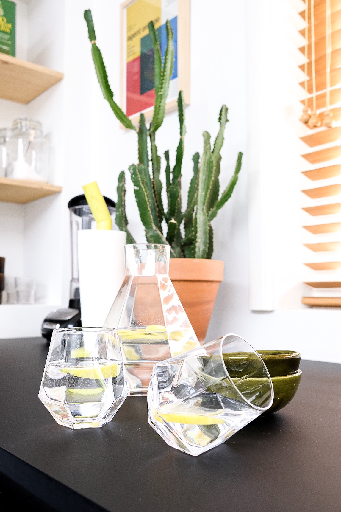 Carafe_glasses_ @interiorvitamins