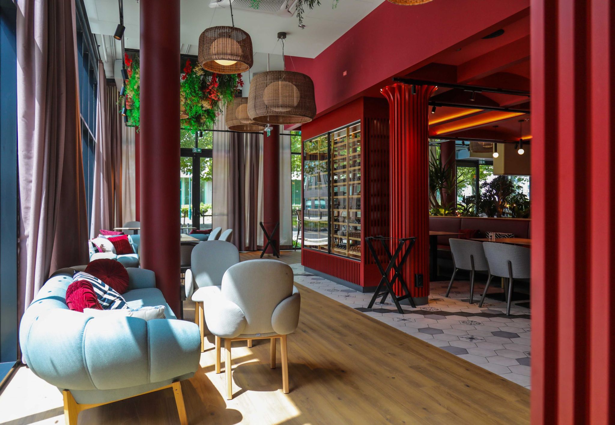 Dost lounge wood - Apto - EuroDisney bistro